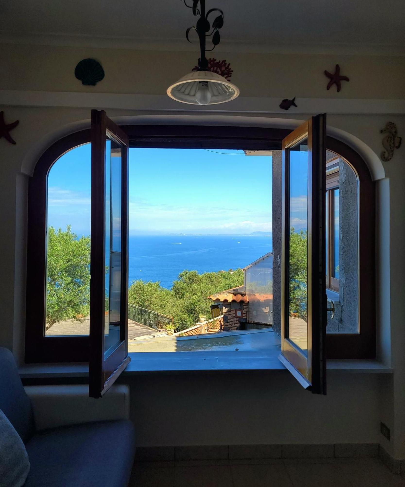 マッサ・ルブレンセ Sun & Relax, Relaxing Location With Seaviewヴィラ エクステリア 写真