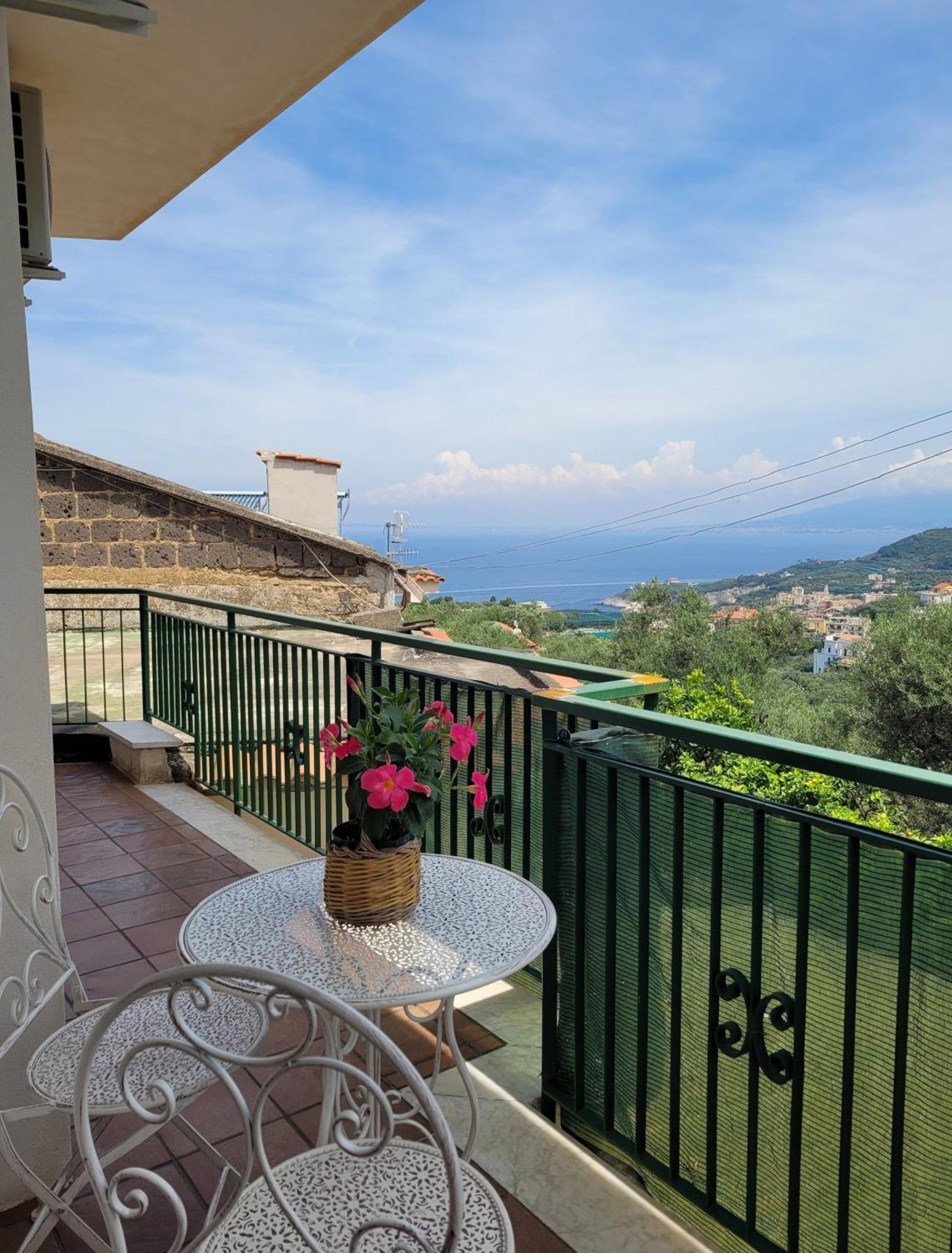 マッサ・ルブレンセ Sun & Relax, Relaxing Location With Seaviewヴィラ エクステリア 写真