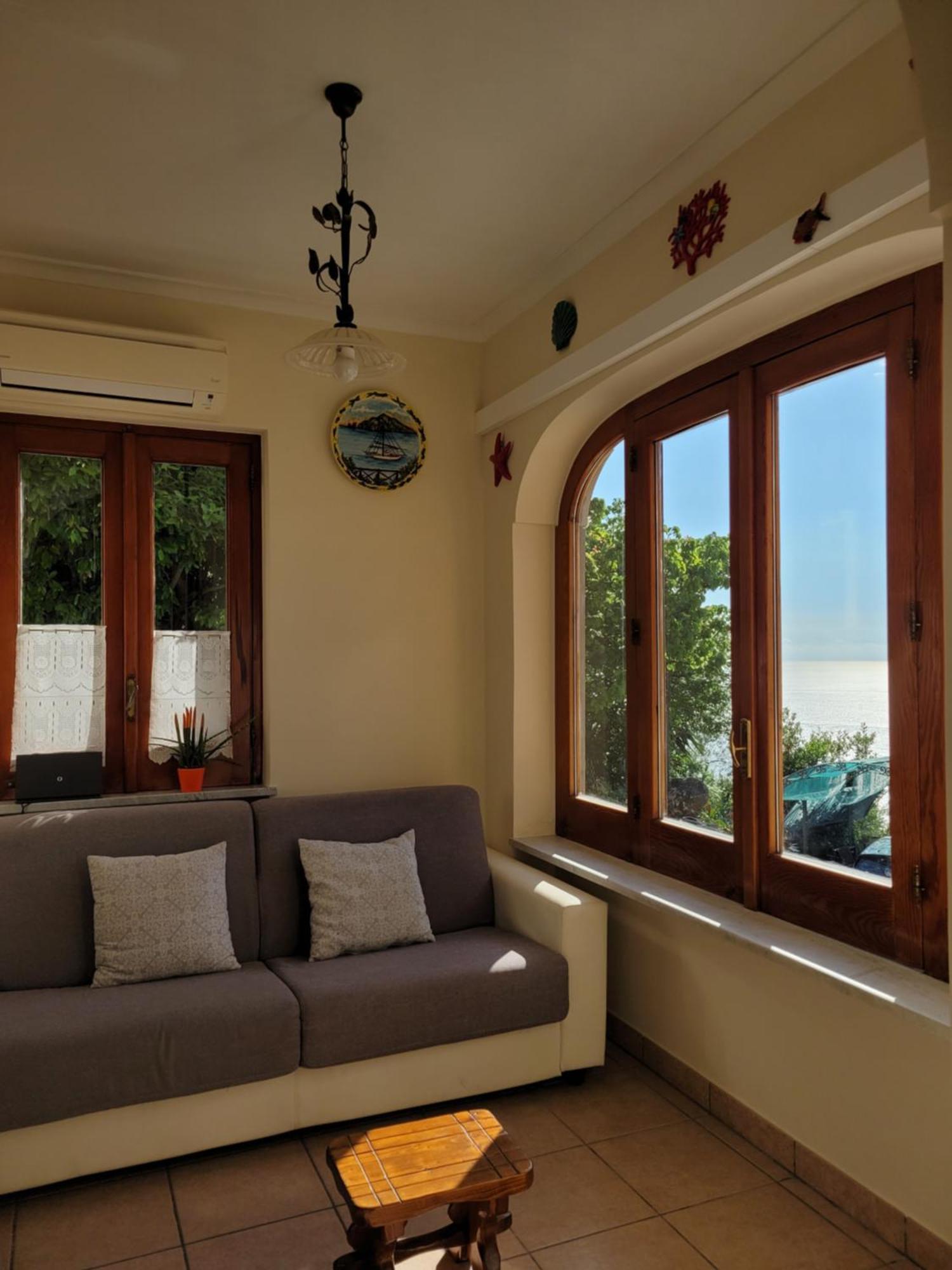 マッサ・ルブレンセ Sun & Relax, Relaxing Location With Seaviewヴィラ エクステリア 写真